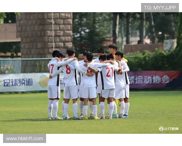 足球比赛中的高效进攻方式与组织策略 足球比赛中的高效进攻方式与组织策略