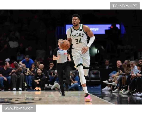 字母哥复出表现平平雄鹿半场落后14分面临挑战